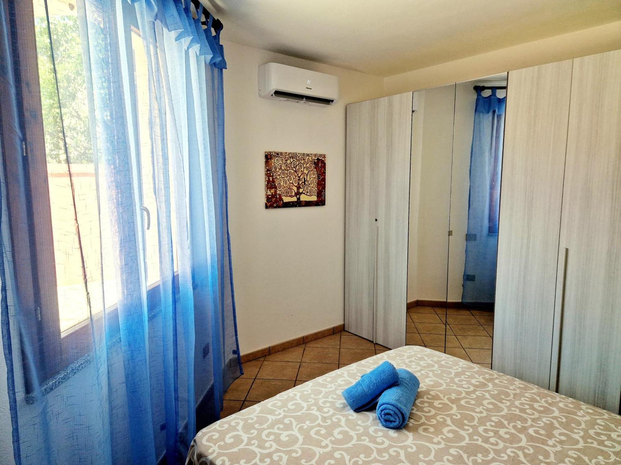 Dimora Rena Dorada - Apartment In Pula, Sardinia, Italy Exteriör bild
