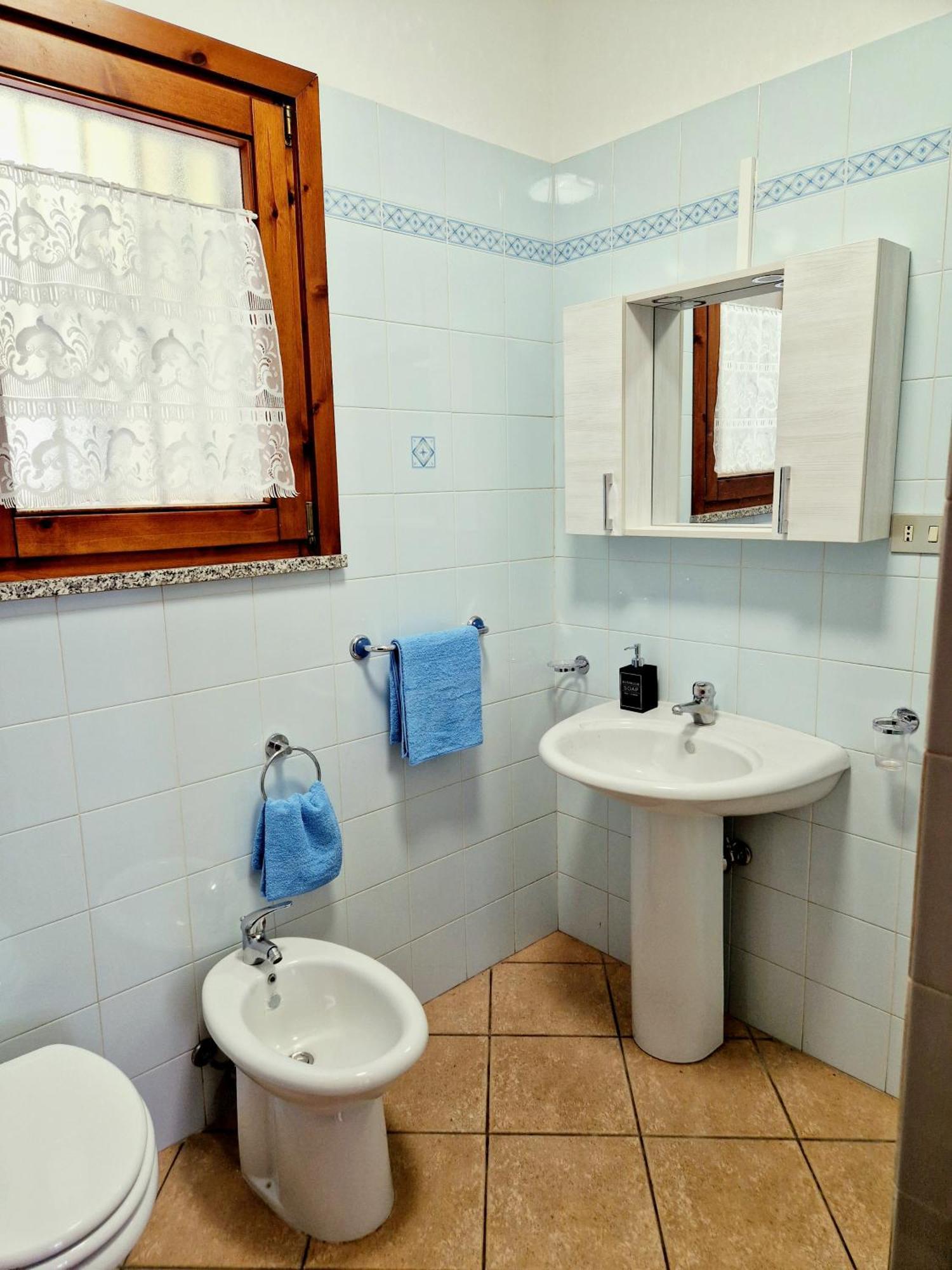 Dimora Rena Dorada - Apartment In Pula, Sardinia, Italy Exteriör bild